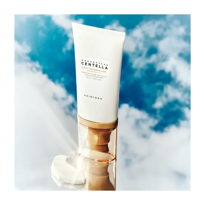 SKIN1004 - Madagascar Centella Air-Fit Suncream Light SPF30 PA++++ (Centella Asiatica İçeren Hafif Dokulu Güneş Kremi) 50ml